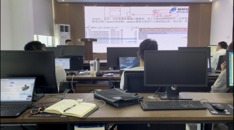 漯河市公安局计算机能力提升培训在我校成功举办，深化计算机技术服务应用